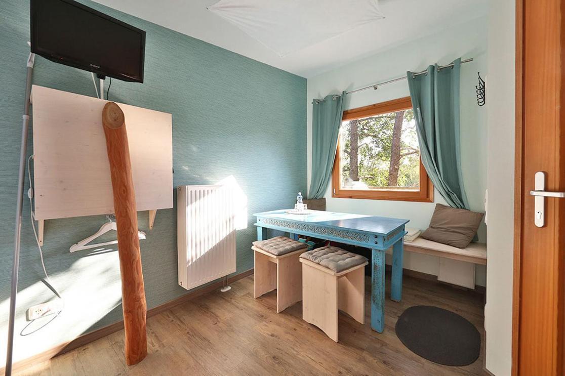 Jetzendorf Baumhaushotel Oberbayern חדר תמונה